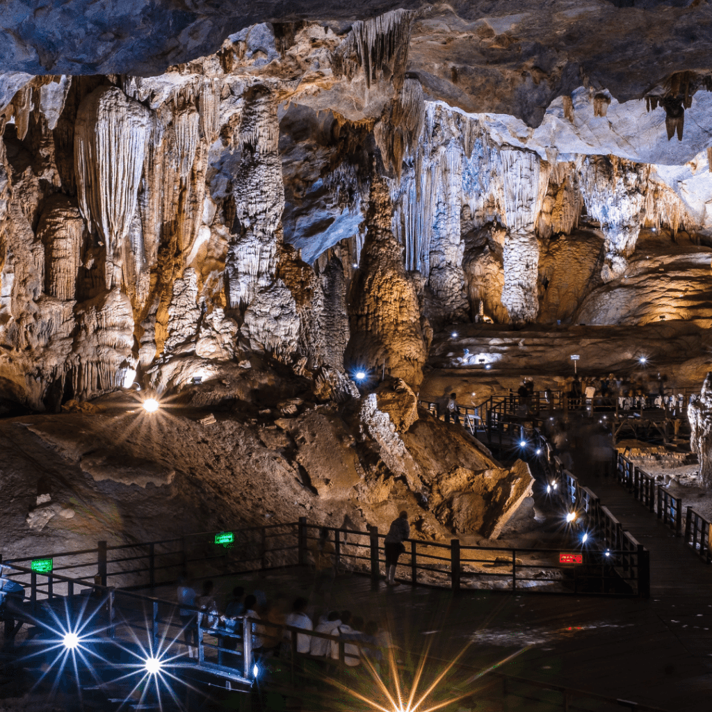 Nellitheertha caves, cheap travels, trippybug,
