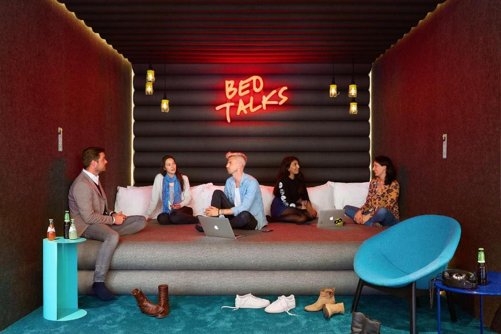 student hotel amsterdam,