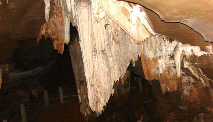 kutumsar caves