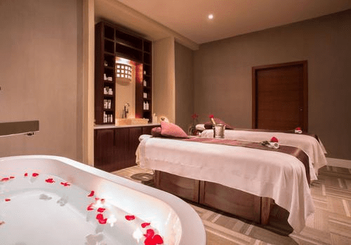 hotels with private jacuzzi in room