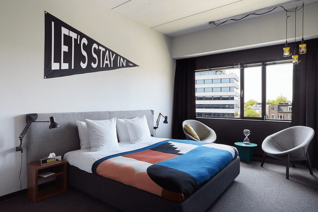student hotel, trippybug,