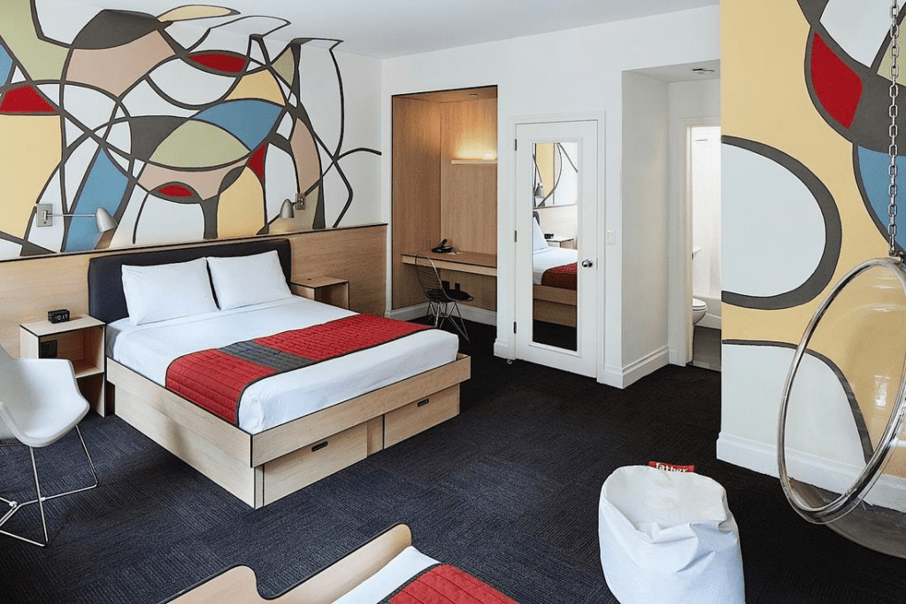 pod 51 hotels,