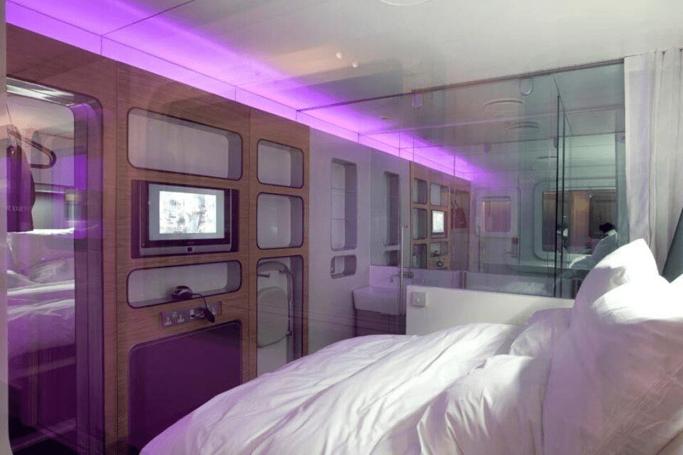 hotels in amsterdam,
