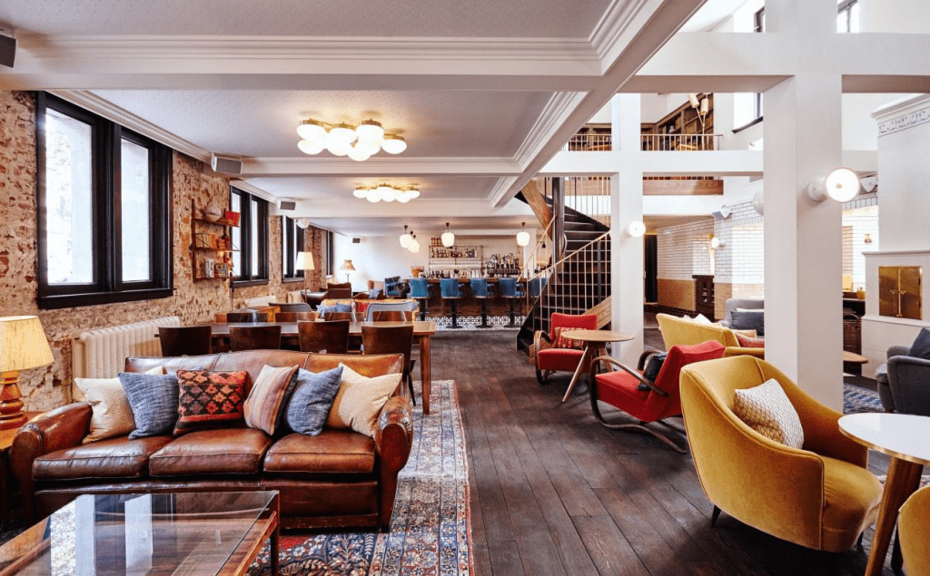 hotels in amsterdam,