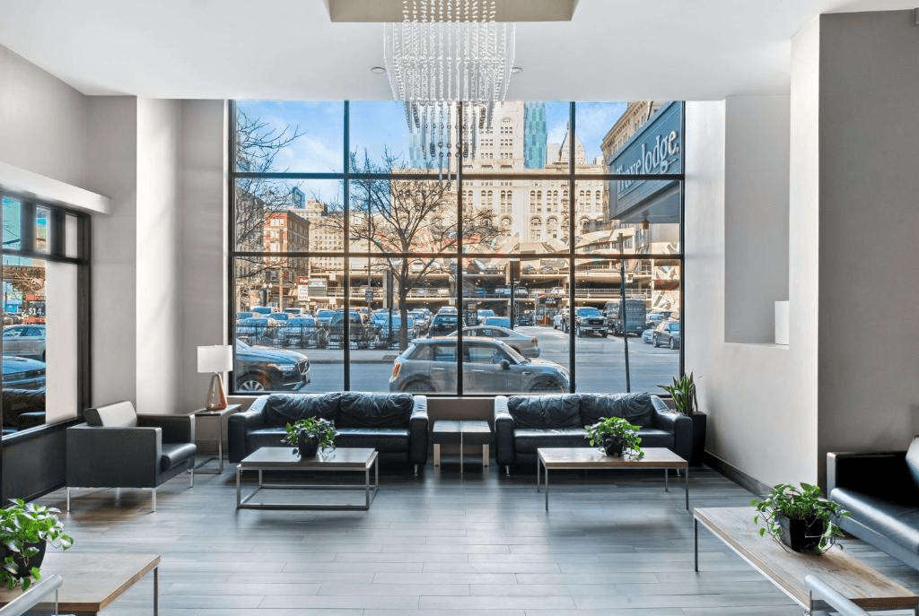 Travelodge by Wyndham Downtown Chicago,
