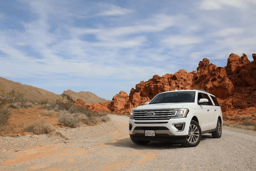 Car Rental in Dubai, car rentals, trippybug,