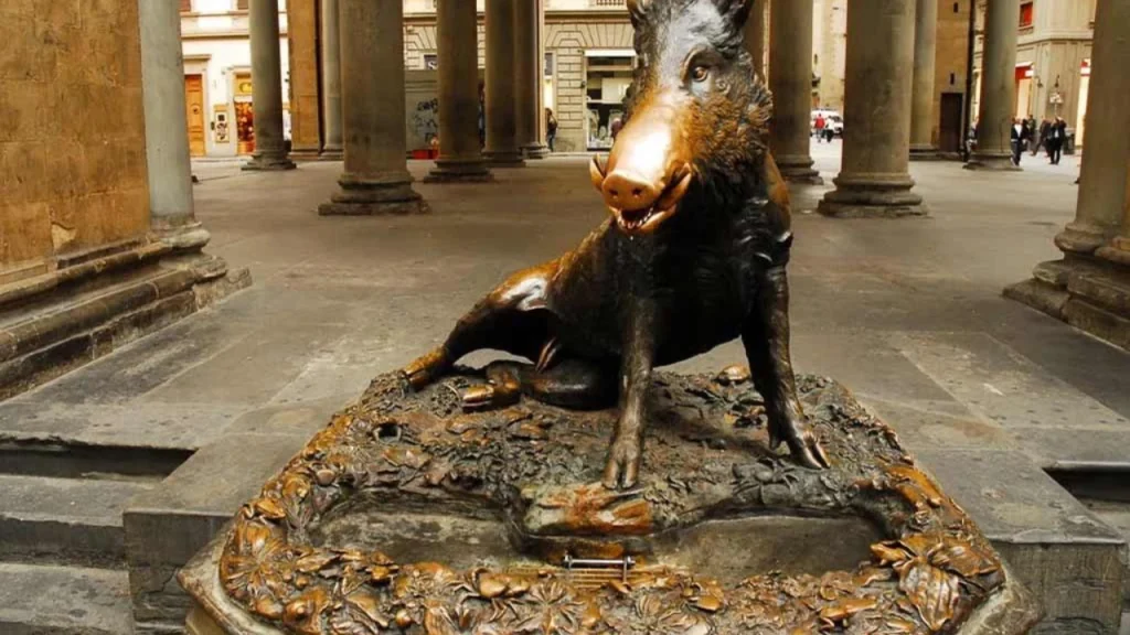 Fontana-del-Porcellino-THINGS-TO-DO-IN-FLORENCE-ITALY