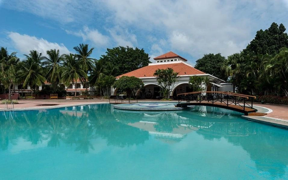 Golden-Palms-Hotel-resorts-in-
bangalore