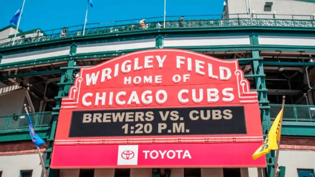 Attend-a-Game-At-The-Wrigley-Field-Things-To-Do-In-Chicago