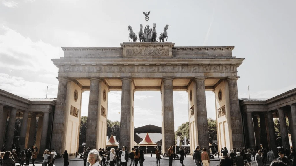 Behold-the-Brandenburg-Gate-things-to-do-in-Germany