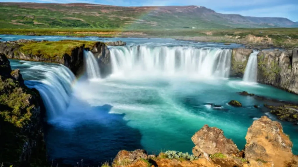 Gullfoss-Iceland-Tallest-Waterfalls-in-the-World