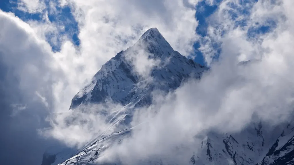Manaslu-Nepal-Tallest-Mountains-In-The-World