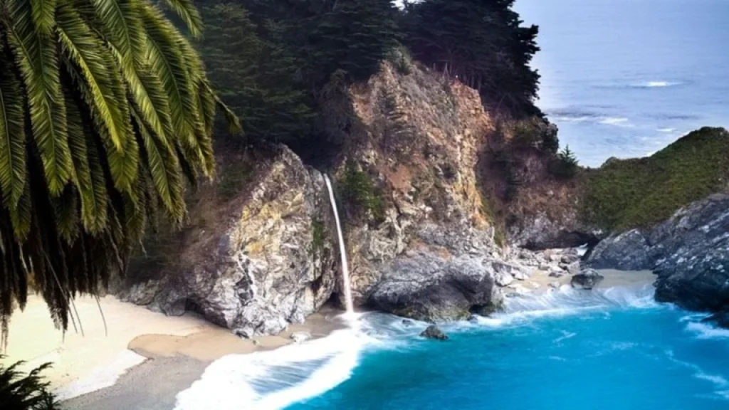 McWay-Falls-California-Tallest-Waterfalls-in-the-World