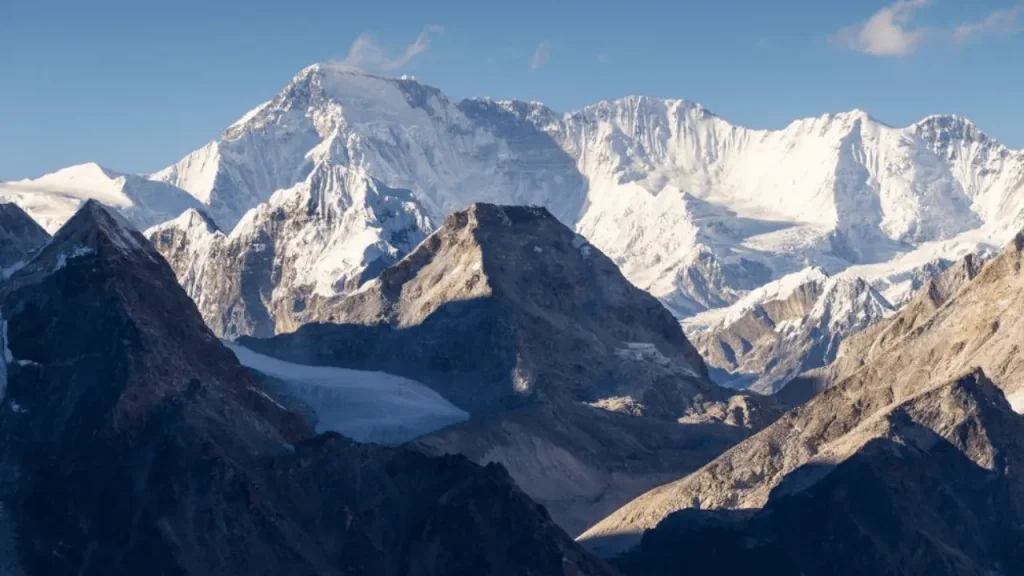 Mt.-Cho-Oyu-NepalChina-Tallest-Mountains-In-The-World