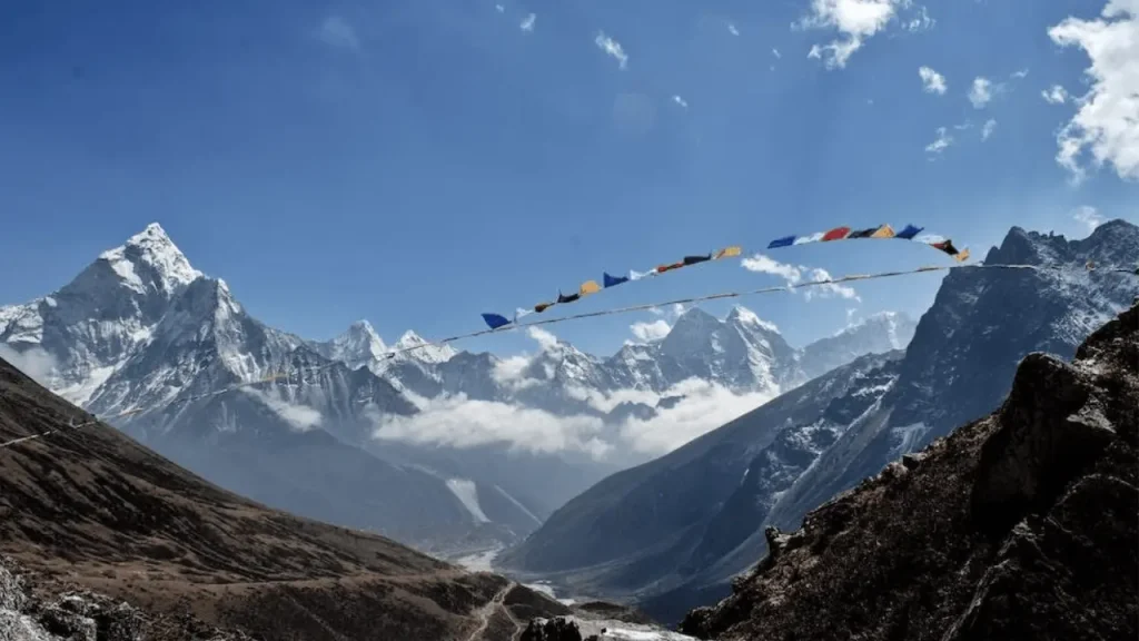Mt.-Everest-Nepal-Tallest-Mountains-In-The-World