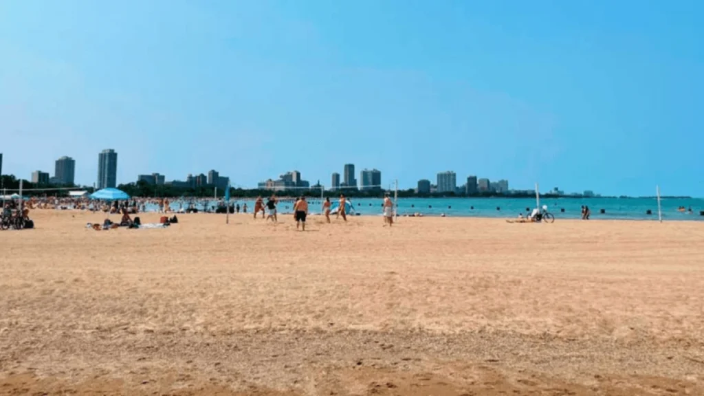 The-North-Avenue-Beach-Things-To-Do-In-Chicago