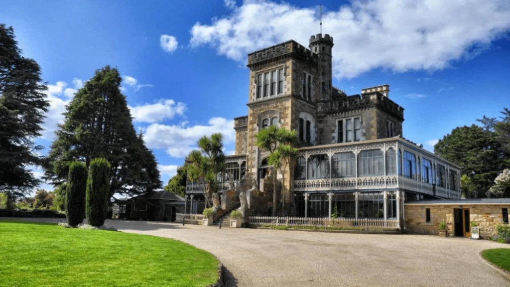 Stroll in the New Zealand Castle-Things To Do In New Zealand
