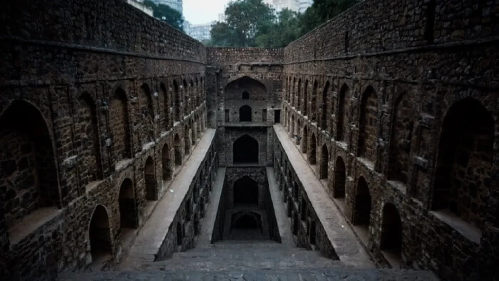 Agrasen ki Baoli, Delhi-Haunted Places In India