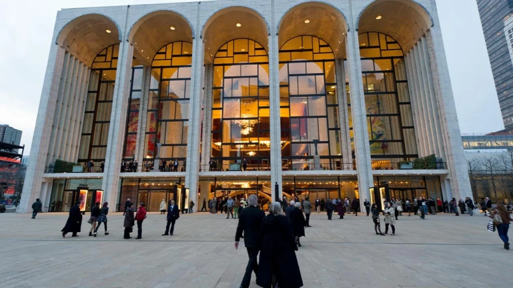 Metropolitan Opera House-Best Things to Do in New York