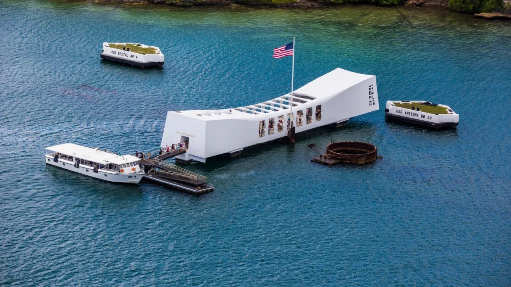 Tour-the-Renowned-Pearl-Harbour-Things-to-do-in-Hawaii