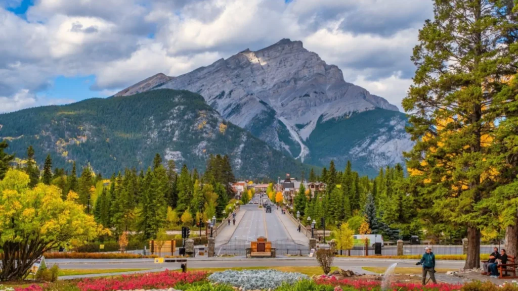 Banff-National-Park-Best-National-Parks-in-the-World