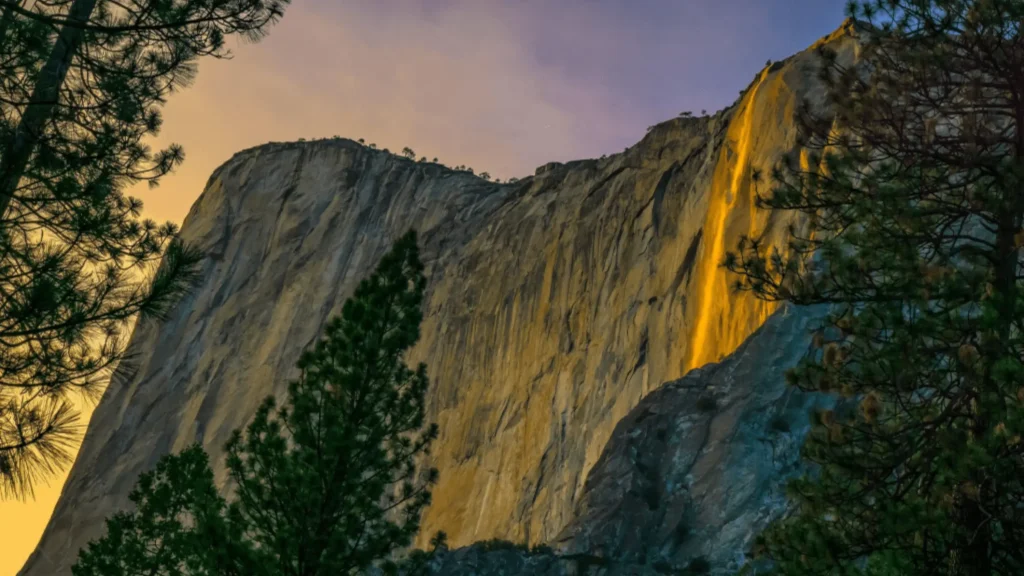 Horsetail-Waterfall-in-Yosemite-National-Park-Best-National-Parks-in-the-World