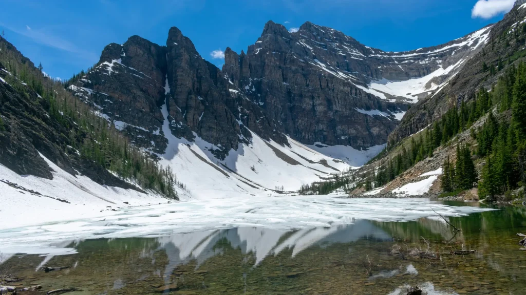 Louise-Lake-Spring-Break-Destination